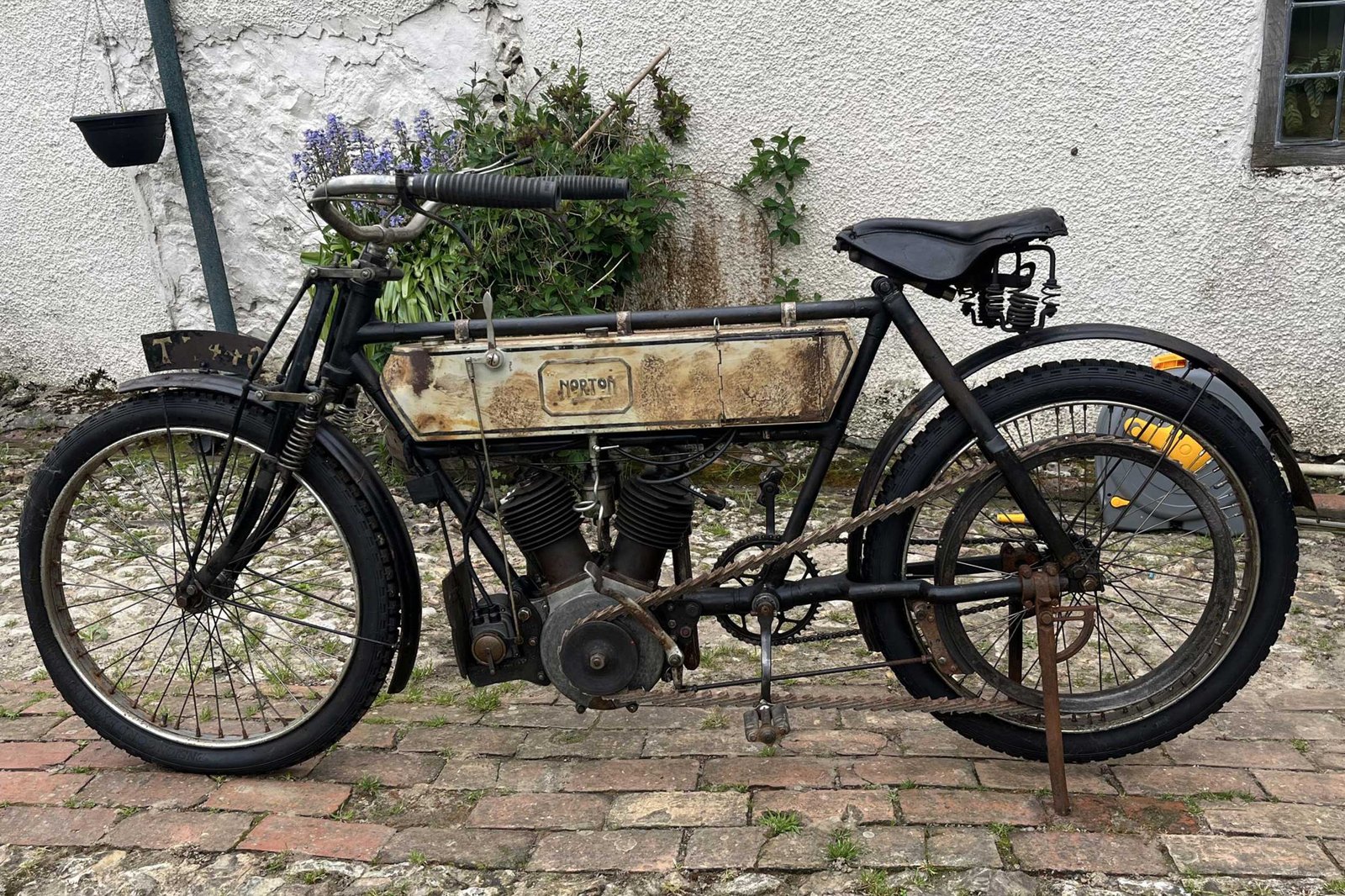1907 Norton Model 12 Rem Fowler Replica £15,000-18,000