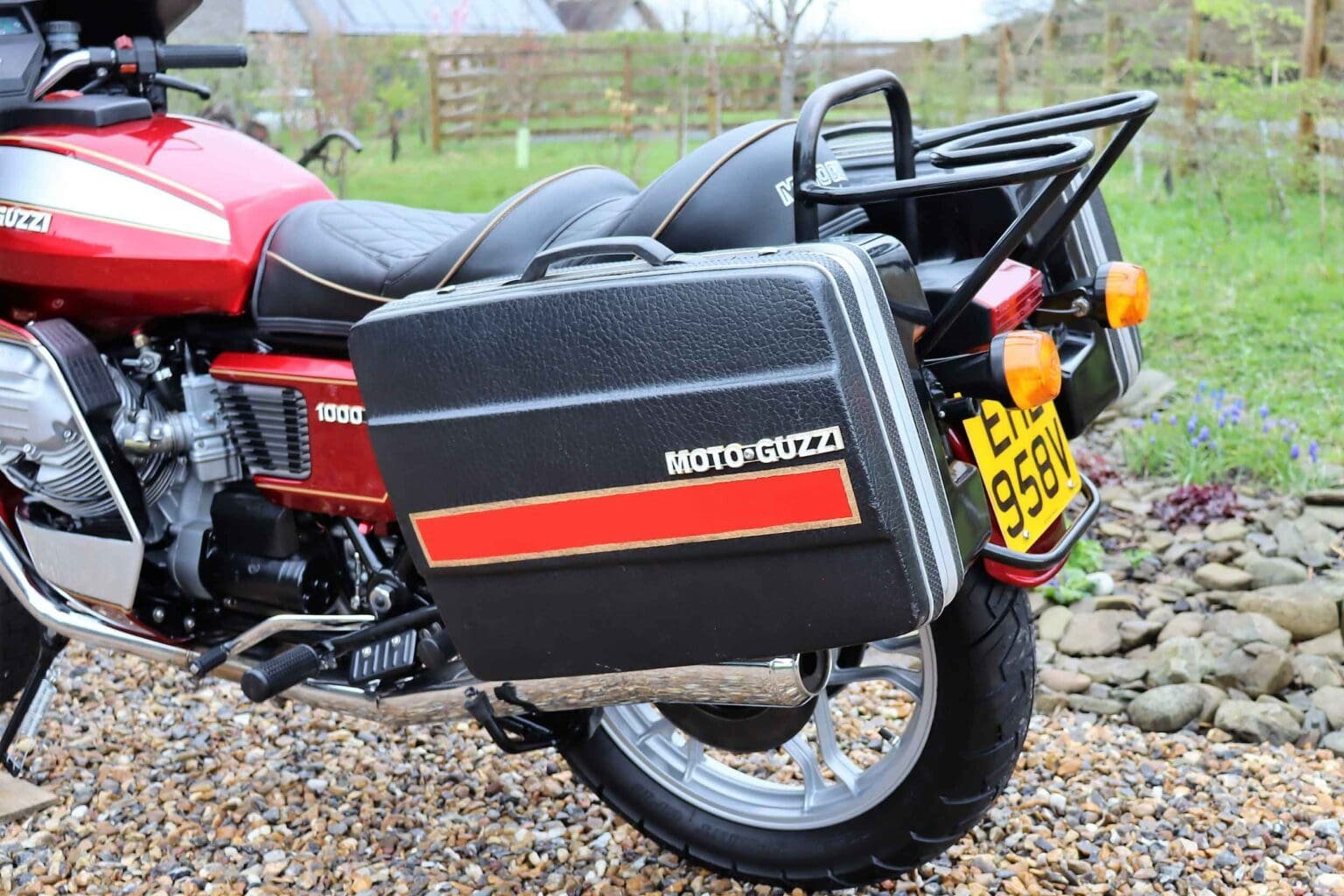 1980-Moto-Guzzi-Spada-Royale-luggage