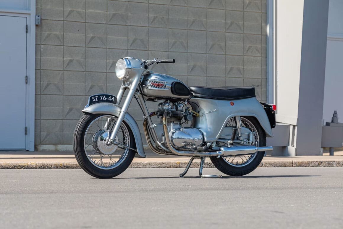Triumph T21 350cc first unit construction