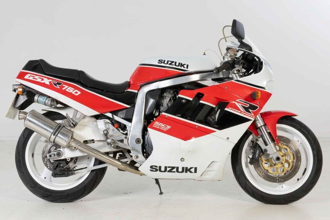1990 Suzuki GSXR-750