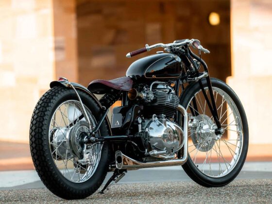 royal_enfield_super_meteor_purpose-built-bobber