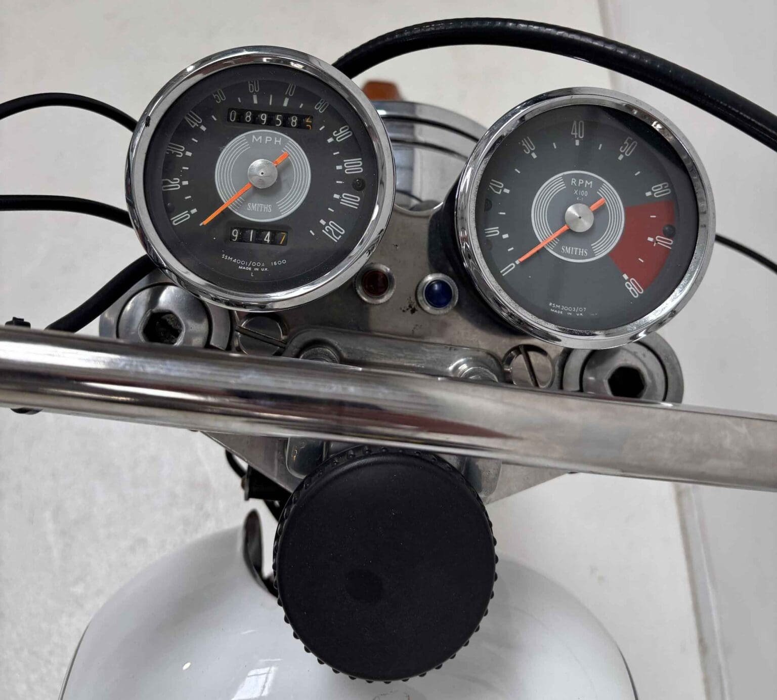 1970-Indian-Velocette-Thruxton-500-11