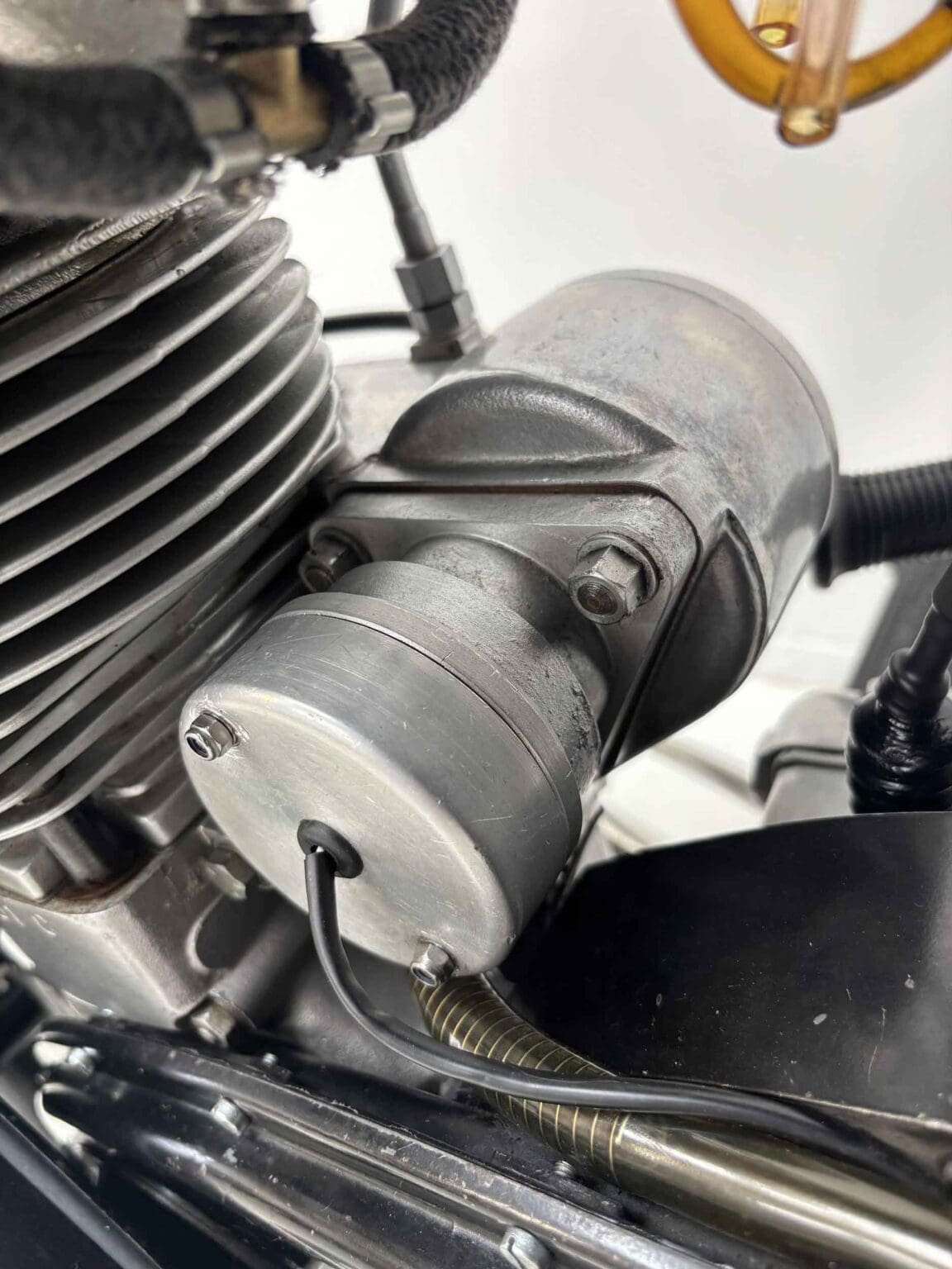 1970-Indian-Velocette-Thruxton-500-9