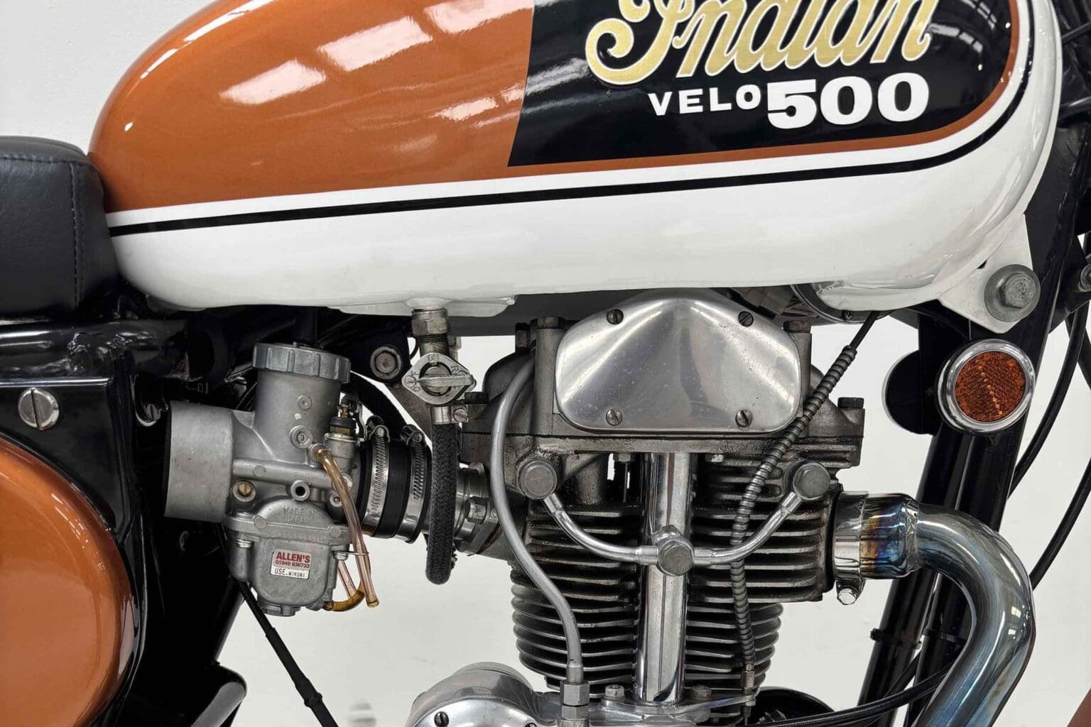 1970-Indian-Velocette-Thruxton-500-hero