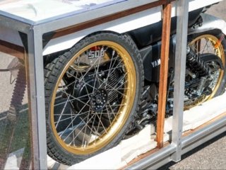 1988-Tamaha-XT500-3