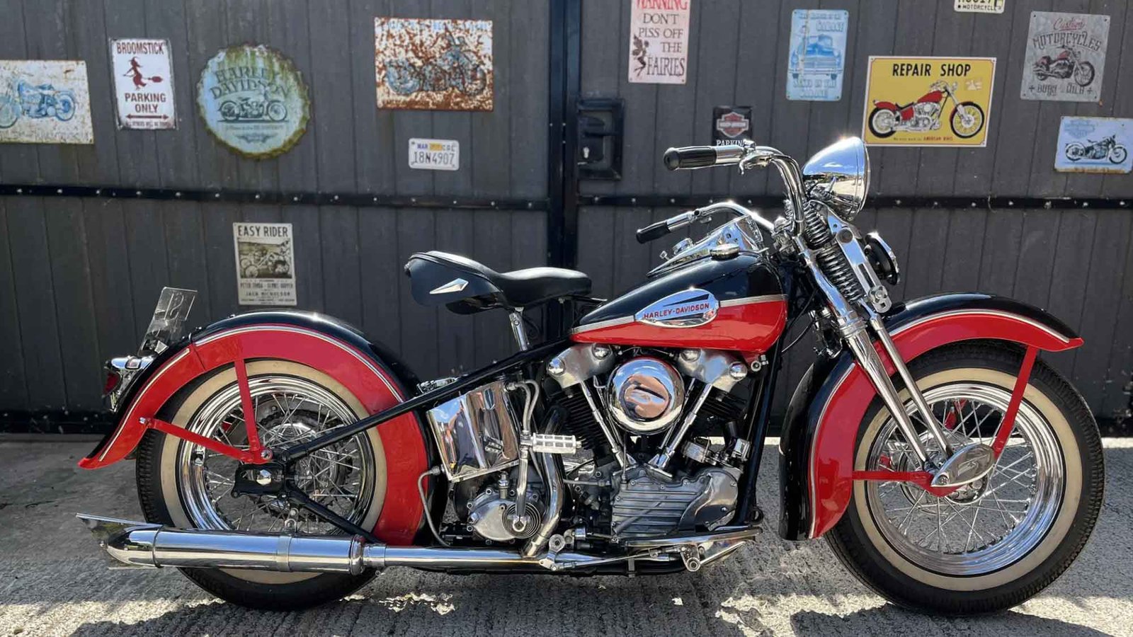 1946 Harley-Davidson