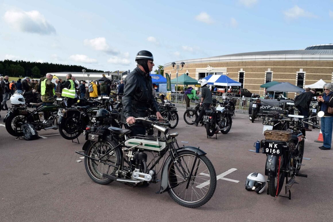 Rider and Triumph Model H waiting patiently for the start